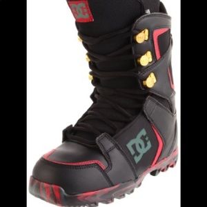 DC Rogan Snowboard Boot